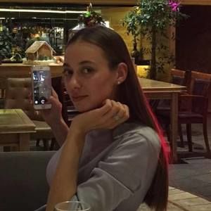 Meet your Posher, Alena